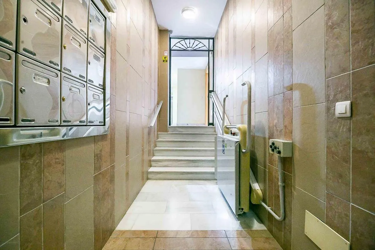 Carlos Haya Beautiful Apartment With Parking Málaga